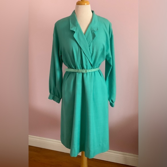 Dresses & Skirts - Vintage Teal Wrap-Style Long Sleeve Women's Dress with Belt